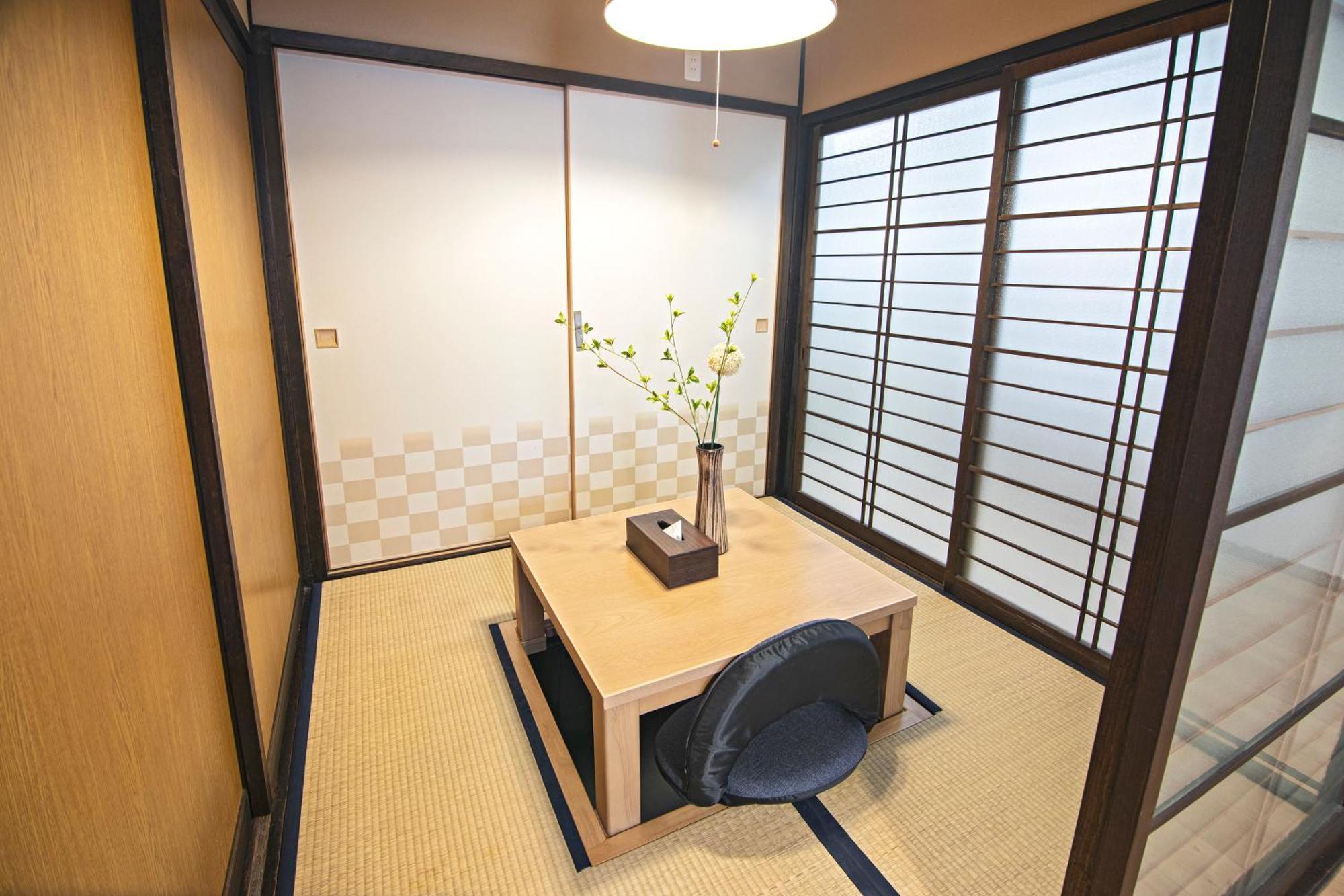 Villa -九条竹海- 和風丸々貸切一軒家 ベッドルーム3つ トイレ2つ 最大8人宿泊可 十条駅徒歩で5分 *